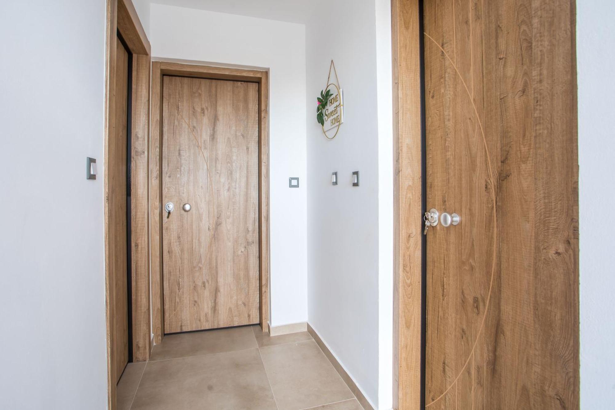 M&E Apartments New Haraki Ngoại thất bức ảnh